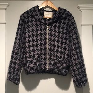 EUC Thread Social Sz 4 houndstooth check jacket